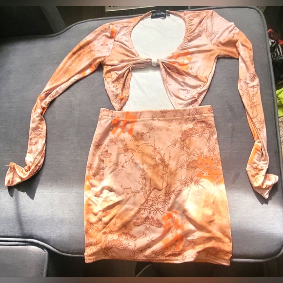 EUC Pretty Little Liars two piece set. SIZE 6. - Picture 1 of 1